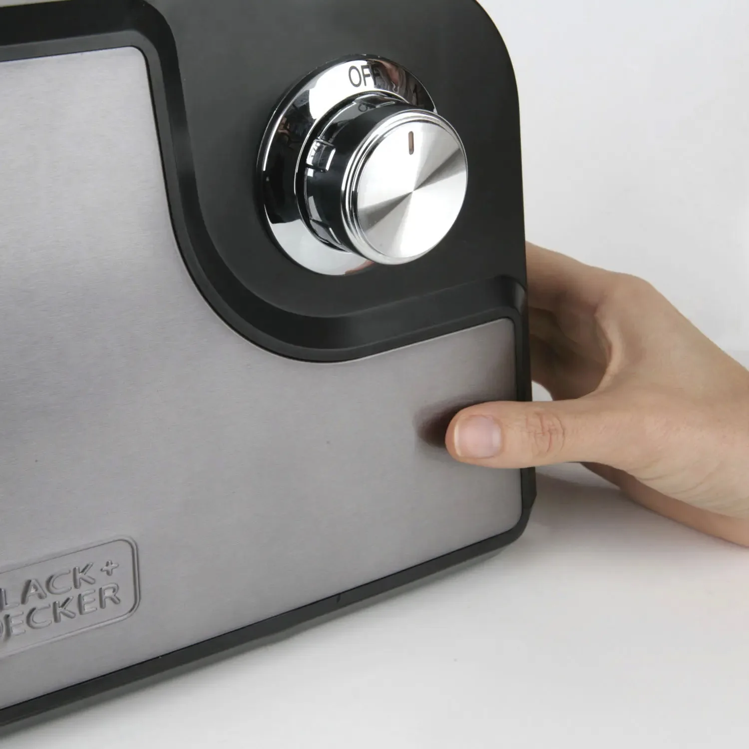 Планетарный миксер BLACK+DECKER BXMMA1000E