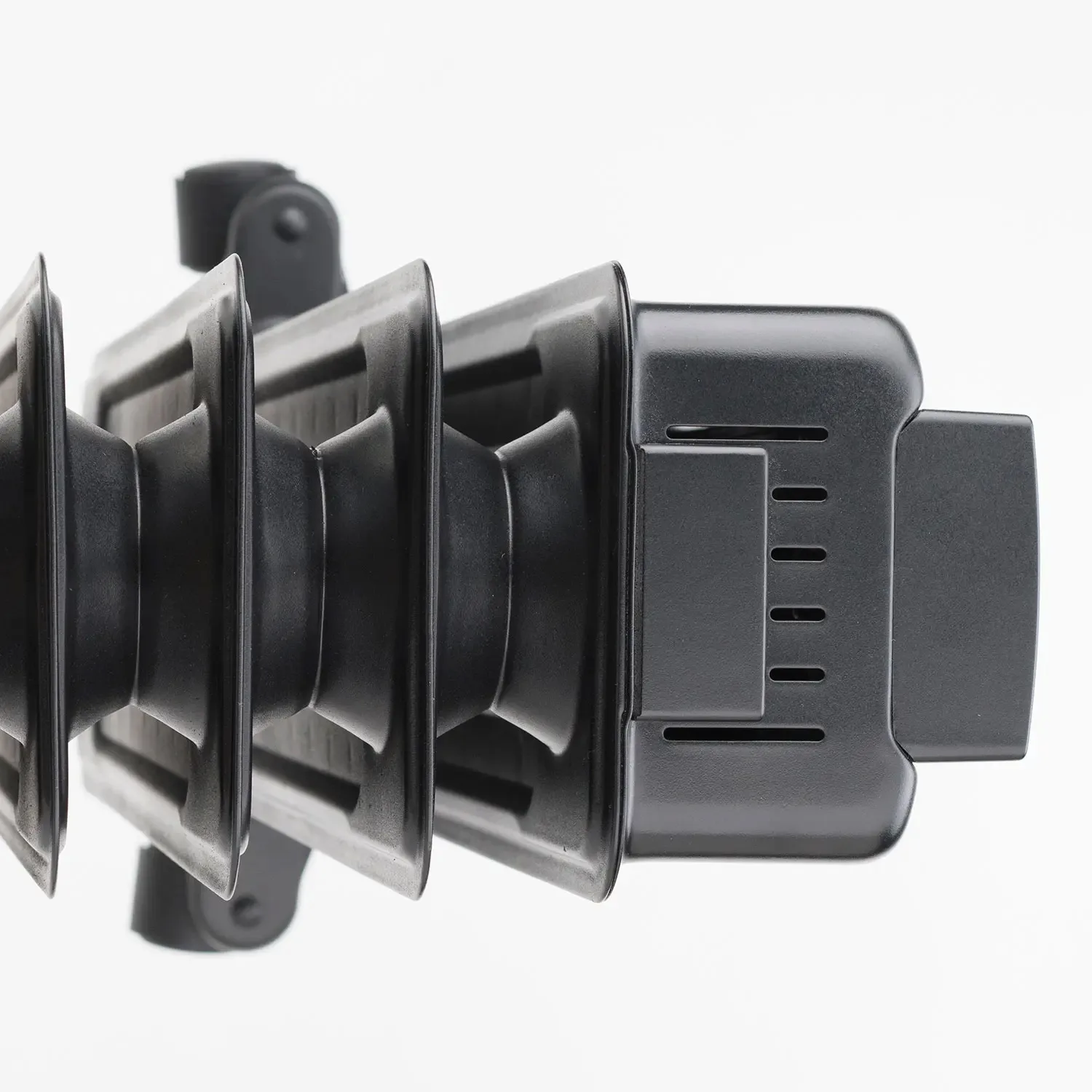 Електричний обігрівач BLACK+DECKER BXRA1500E