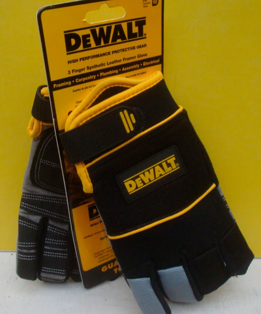 Универсальные перчатки DeWALT DPG215L с дополнительными накладками.
