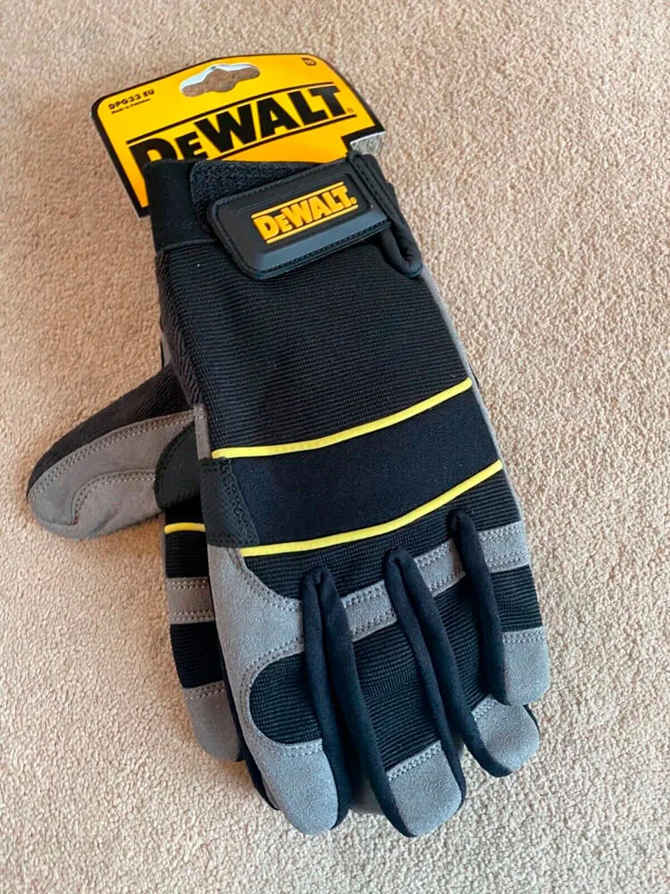 Универсальные перчатки с накладкой ToughThread™ DeWALT DPG33L.