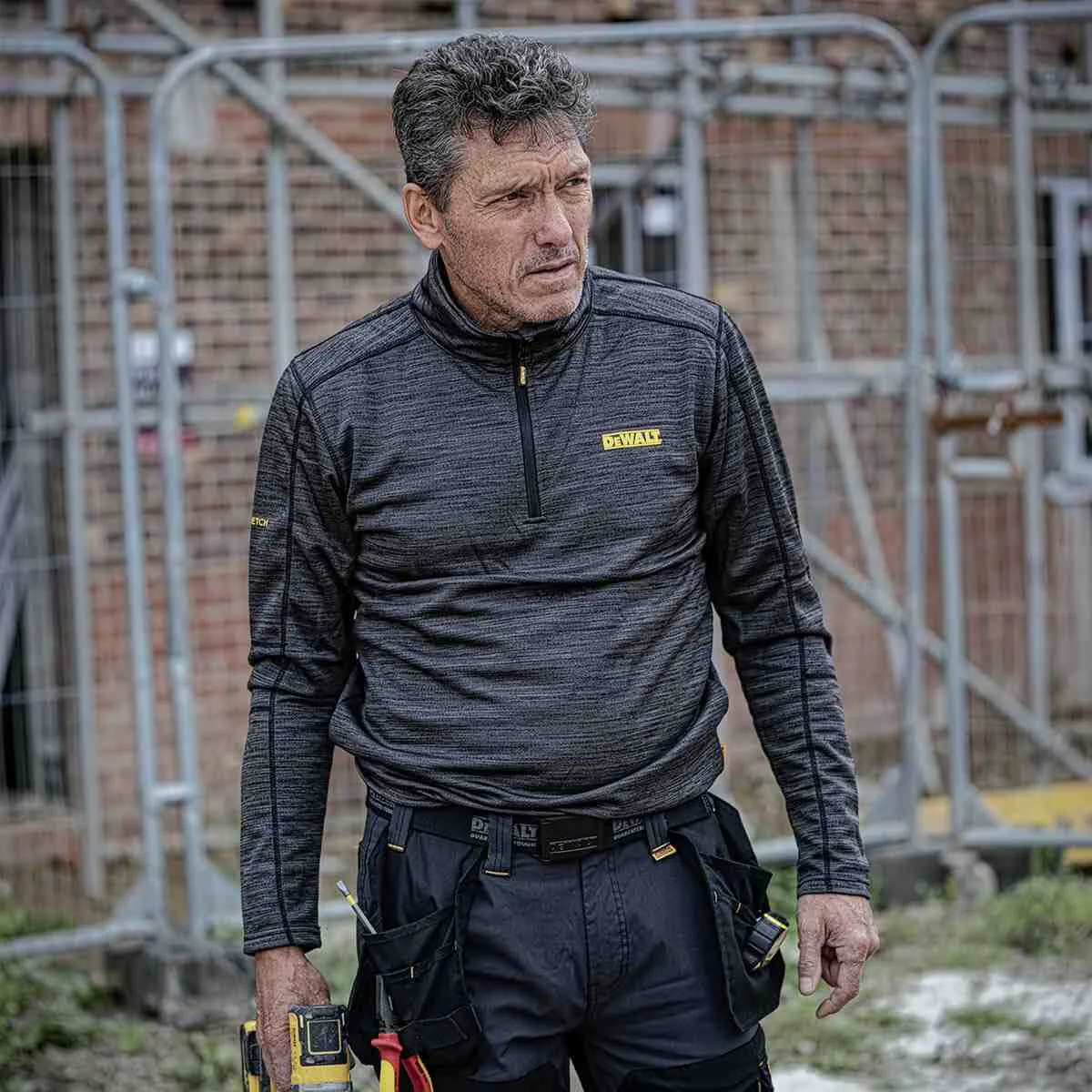 Толстовка JONESBORO 1/4 ZIP DeWALT DWC149-004-XL